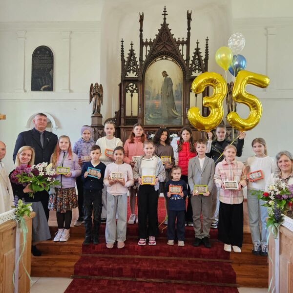 Svētdienas skolai 35!